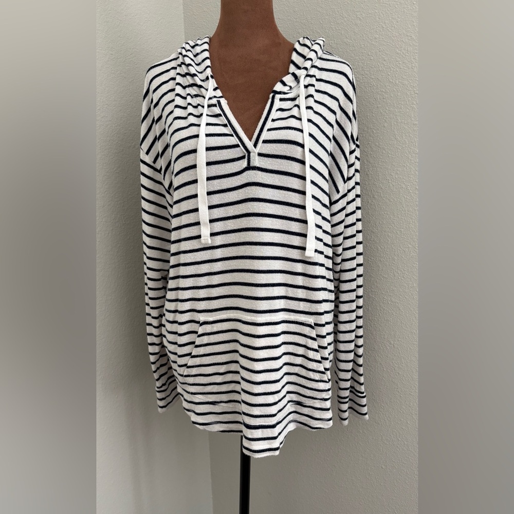 Market & Spruce Navy and White Striped Hoodie